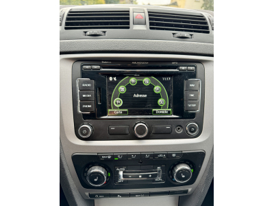 Skoda Octavia Combi 1.6TDI 105CH Ambition DSG7 **Boite auto, Capteurs, Break** //  // 12 MOIS GARANTIE