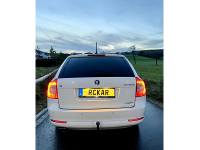 Skoda Octavia Combi 1.6TDI 105CH Ambition DSG7 **Boite auto, Capteurs, Break** //  // 12 MOIS GARANTIE