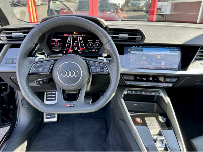 Audi RS3 2.5 TFSI QUATTRO SPORTBACK BANG OLUFSEN MATRIX RS SITZE PANO CUIR NAVI