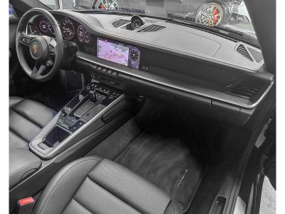 Porsche 992 911/992 CARRERA 4S/360°/21/SPORT CHR/Vierradlenkung/SCHIEB