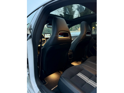 Mercedes-Benz CLA 200 d White Art Edition AMG Line