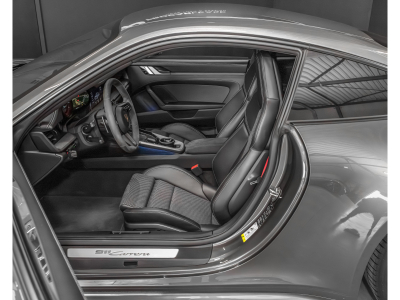 Porsche 911 CARRERA/Camera/21/ Sport Chrono /LED