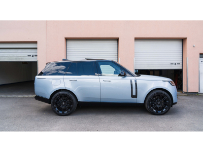 Land-Rover Range Rover 4.4 P530 Autobiography INEOS SILVER - AHK