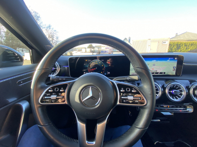 Mercedes-Benz A 200 Auto 7G-Tronic Sportsitze LED 2xPDC Kamera