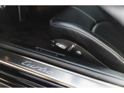 Porsche 997 TURBO/CHRONO/PCCB/BOSE/LEDER