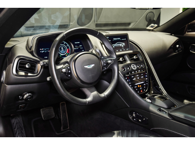 Aston Martin DB11 5.2 Bi-Turbo V12