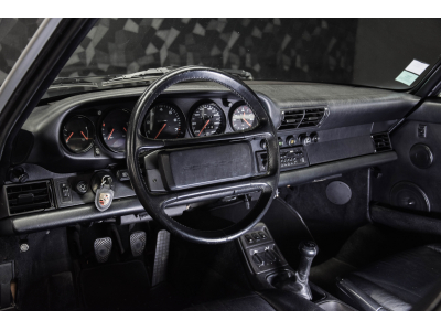 Porsche 911 964 Carrera 4 Coupé