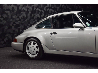 Porsche 911 964 Carrera 4 Coupé