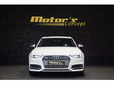 Audi S4 Avant Quattro