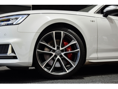 Audi S4 Avant Quattro