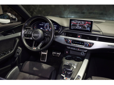 Audi S4 Avant Quattro