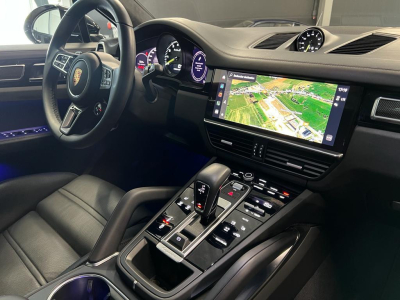 Porsche Cayenne COUPE TURBO S E-HYBRID/22/SPORT DESIGN
