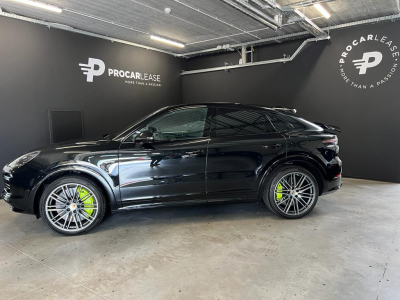 Porsche Cayenne COUPE TURBO S E-HYBRID/22/SPORT DESIGN