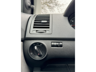 Volkswagen Polo IV 1.2 Essence