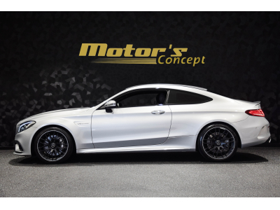 Mercedes-Benz C 63 AMG V8 Bi-Turbo
