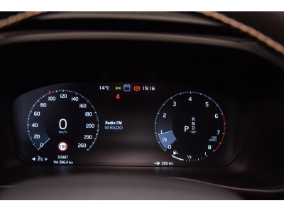 Volvo XC40 T4 R-Design