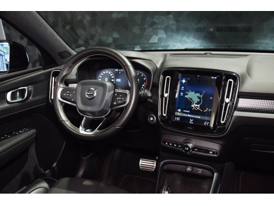 Volvo XC40 T4 R-Design