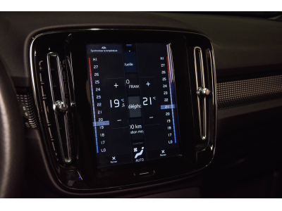 Volvo XC40 T4 R-Design