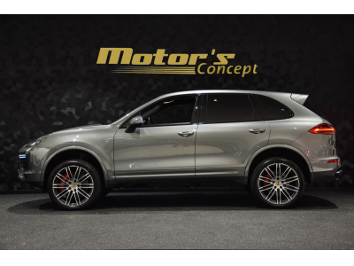 Porsche Cayenne Turbo