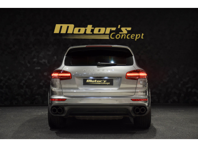 Porsche Cayenne Turbo