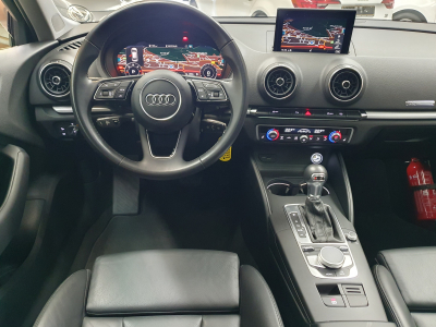 Audi A3 TDI SPORTBACK S-TRONIC