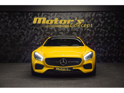 Mercedes-Benz AMG GT S V8 Bi-Turbo