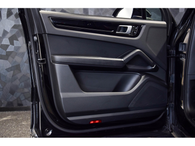 Porsche Cayenne E-Hybrid 3.0