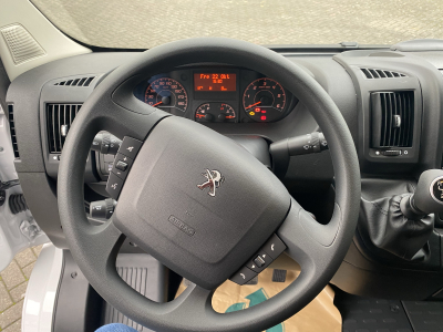 Peugeot Boxer 2.2 BlueHDI 140 L3H2 Navi/Klimaauto/Kamera
