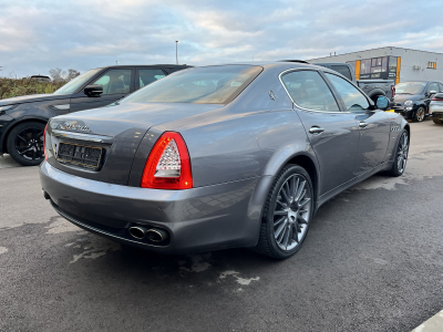 Maserati Quattroporte S QUATTROPORTE 4.7 EXECUTIVE/SCHIEBEDACH/20/NAVI/MEMORY/VOLL