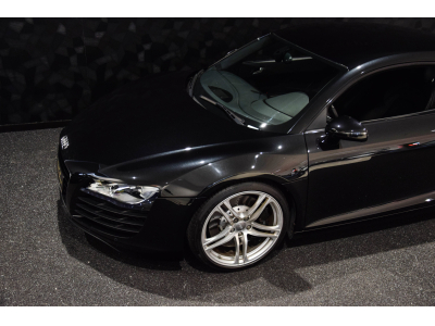 Audi R8 Coupé 4.2 V8