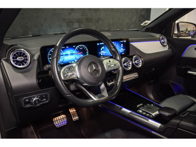 Mercedes-Benz GLA 250 e AMG LINE