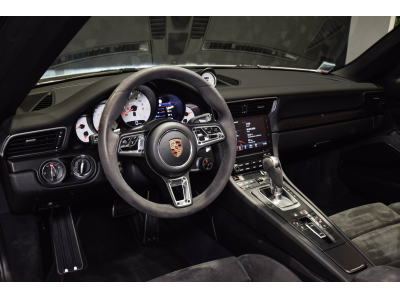 Porsche 911 991.2 Targa 4 GTS PDK