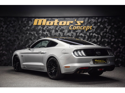 Ford Mustang GT Fastback Coupé