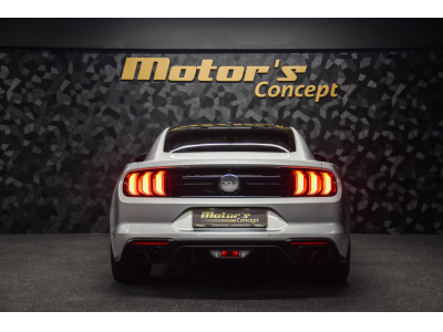 Ford Mustang GT Fastback Coupé