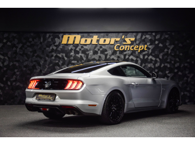 Ford Mustang GT Fastback Coupé