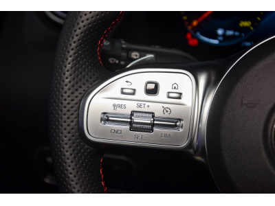 Mercedes-Benz GLA 220 d 4 MATIC AMG LINE