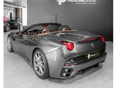 Ferrari California 4.3 V8_4 STZ/NAVI/20'/LIFT/SILVERSTONE
