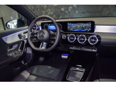 Mercedes-Benz A 200 AMG LINE