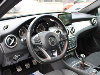 Mercedes-Benz GLA 200 D AMG LINE FACELIFT CUIR NAVI