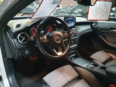 Mercedes-Benz GLA 200 CDI BUSINESS SOLUTION 7G-DCT