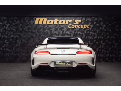 Mercedes-Benz AMG GT R V8 Bi-Turbo