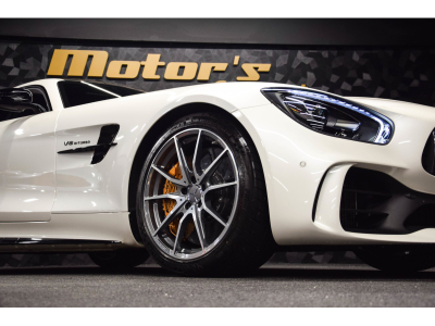 Mercedes-Benz AMG GT R V8 Bi-Turbo