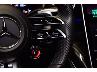 Mercedes-Benz SL 63 AMG 4 MATIC +