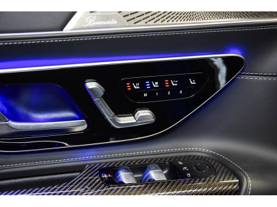 Mercedes-Benz SL 63 AMG 4 MATIC +