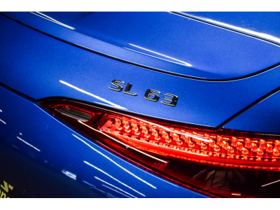 Mercedes-Benz SL 63 AMG 4 MATIC +