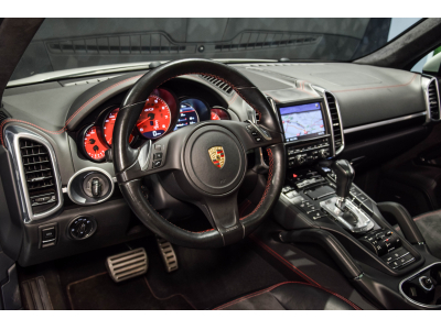 Porsche Cayenne GTS