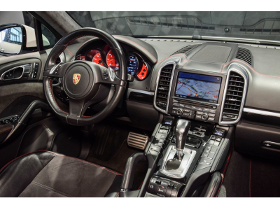 Porsche Cayenne GTS