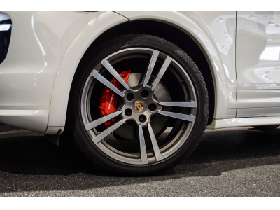 Porsche Cayenne GTS