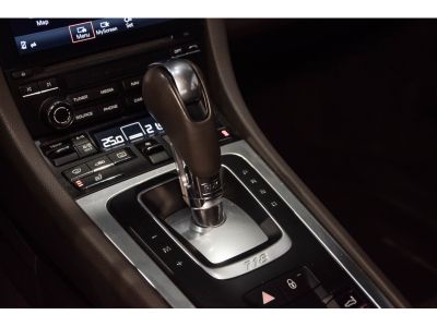 Porsche 718 Cayman PDK