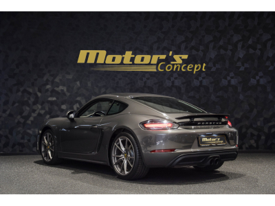 Porsche 718 Cayman PDK